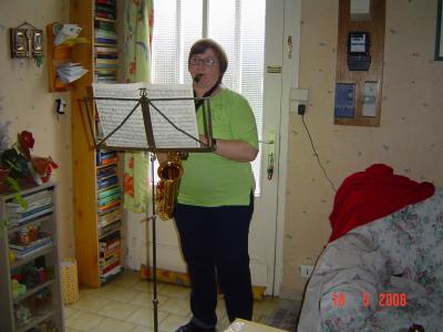 Ma frangine joue du saxo alto